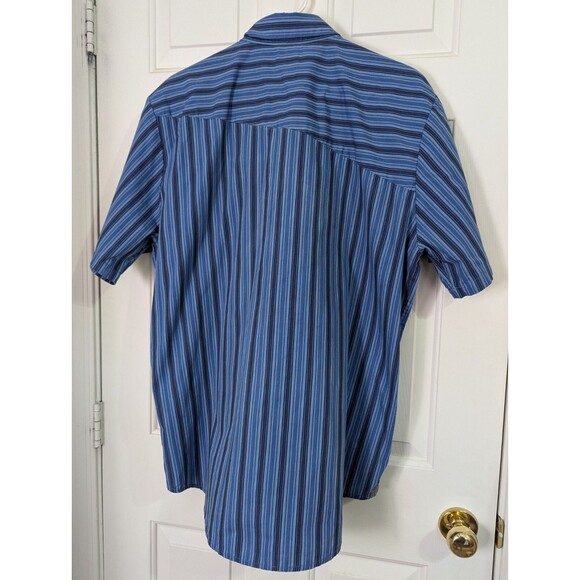 Volcom Button Up Shirt Mens XL Collared S/S Blue Striped Casual Classic Fit - Picture 2 of 8